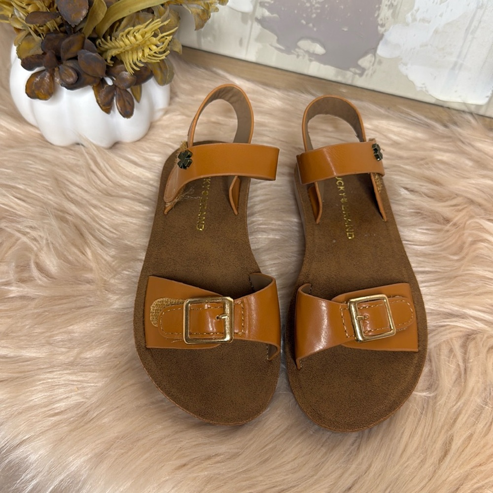 Lucky Brand Size 10 Camel Kids Sandals NEW